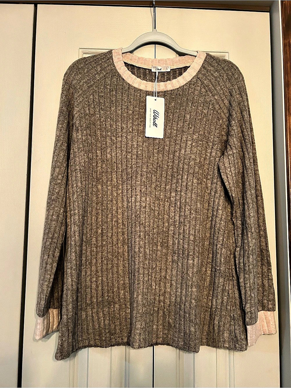 Wihall Knit Sweater in Brown & Pink Size Large NWT